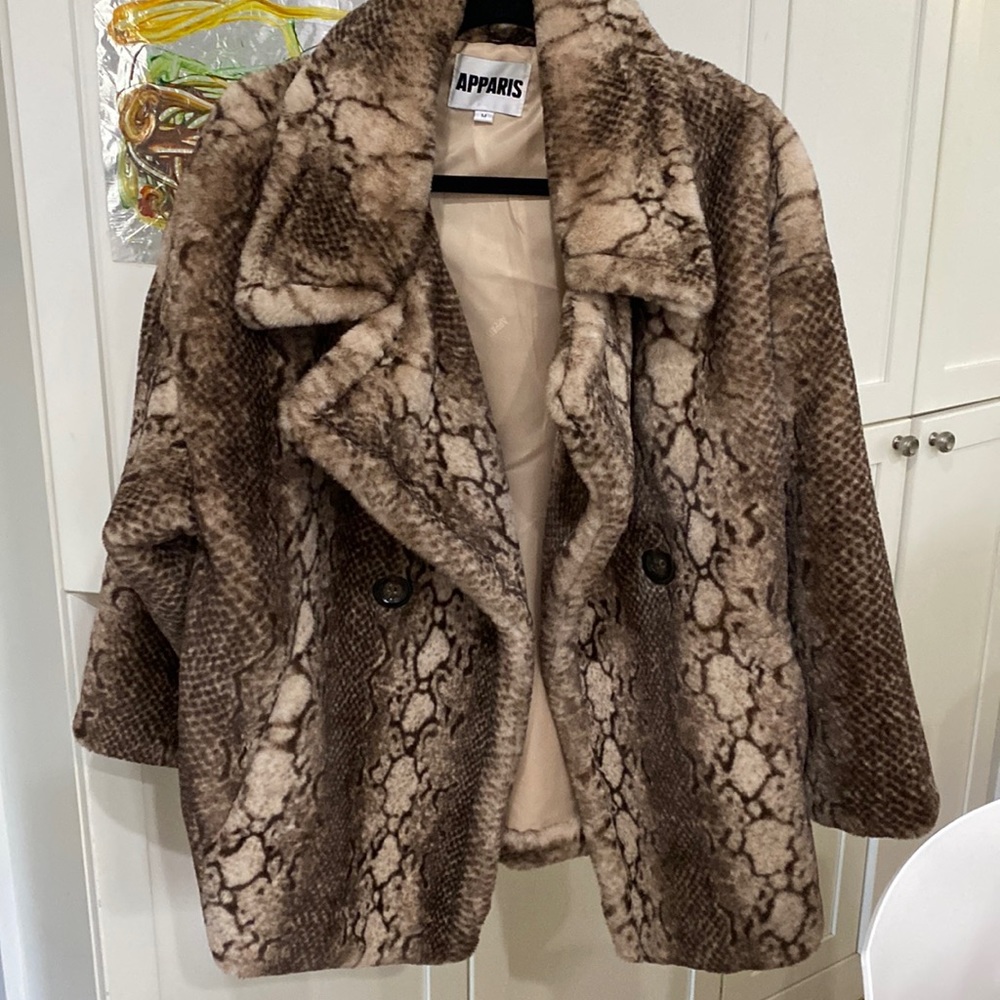 Apparis faux fur python print peacoat